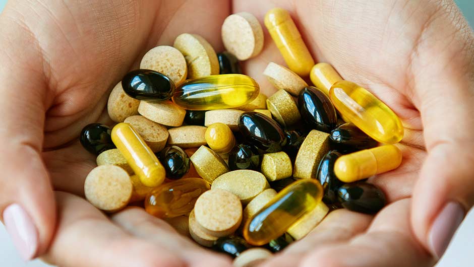 Naturlige kosttilskud til at booste hårvæksten og styrke neglene